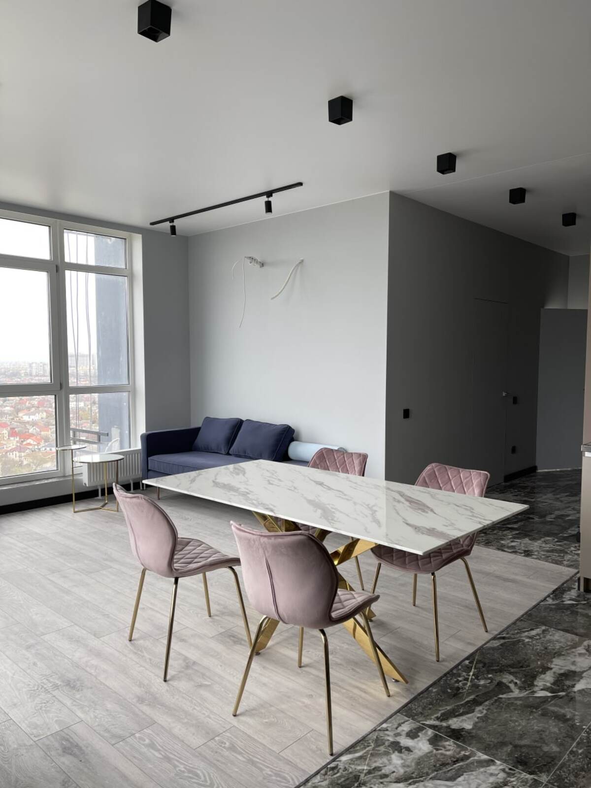 2-комнатная квартира с новым ремонтом в ЖК Манхеттен