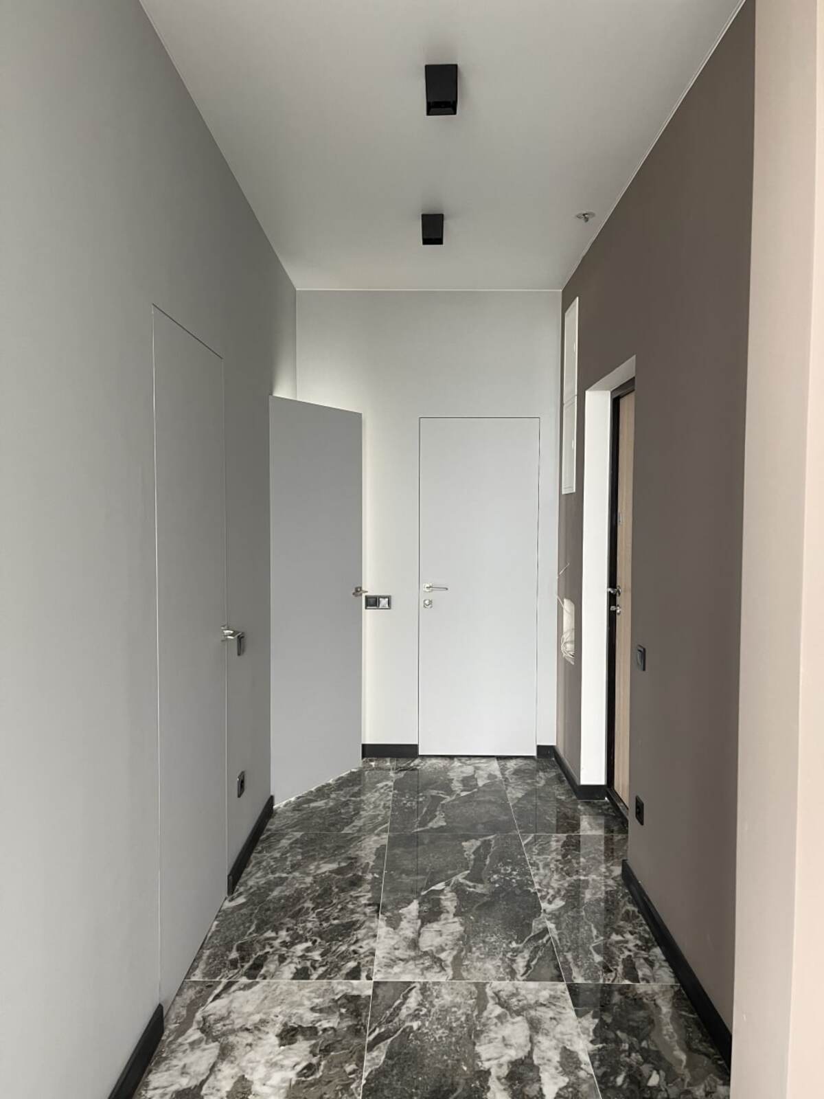 2-комнатная квартира с новым ремонтом в ЖК Манхеттен