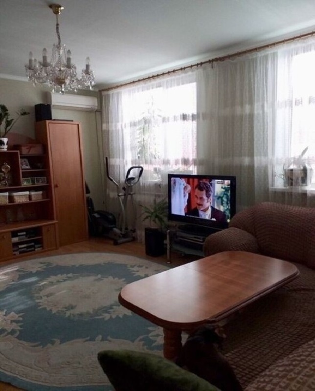 2 комнатная квартира на улице Генерала Цветаева