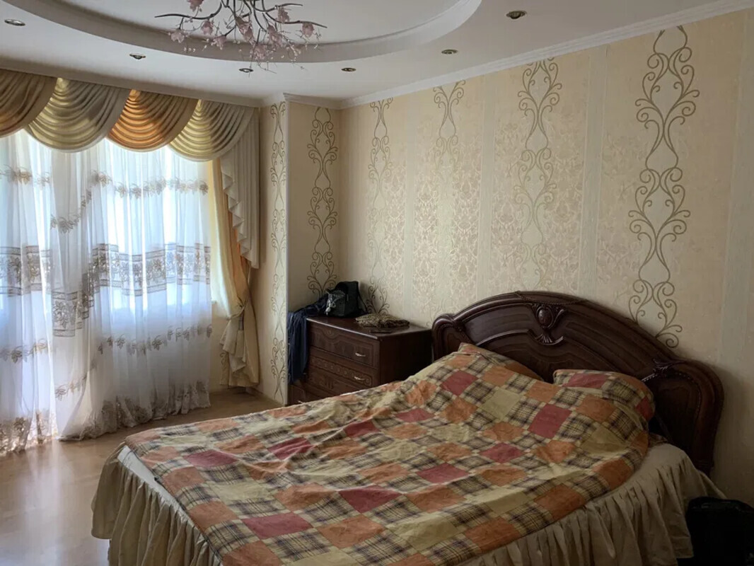 3-комнатная квартира по улице Сахарова