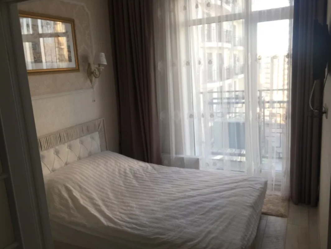 2 комнатная квартира на Французском Бульваре