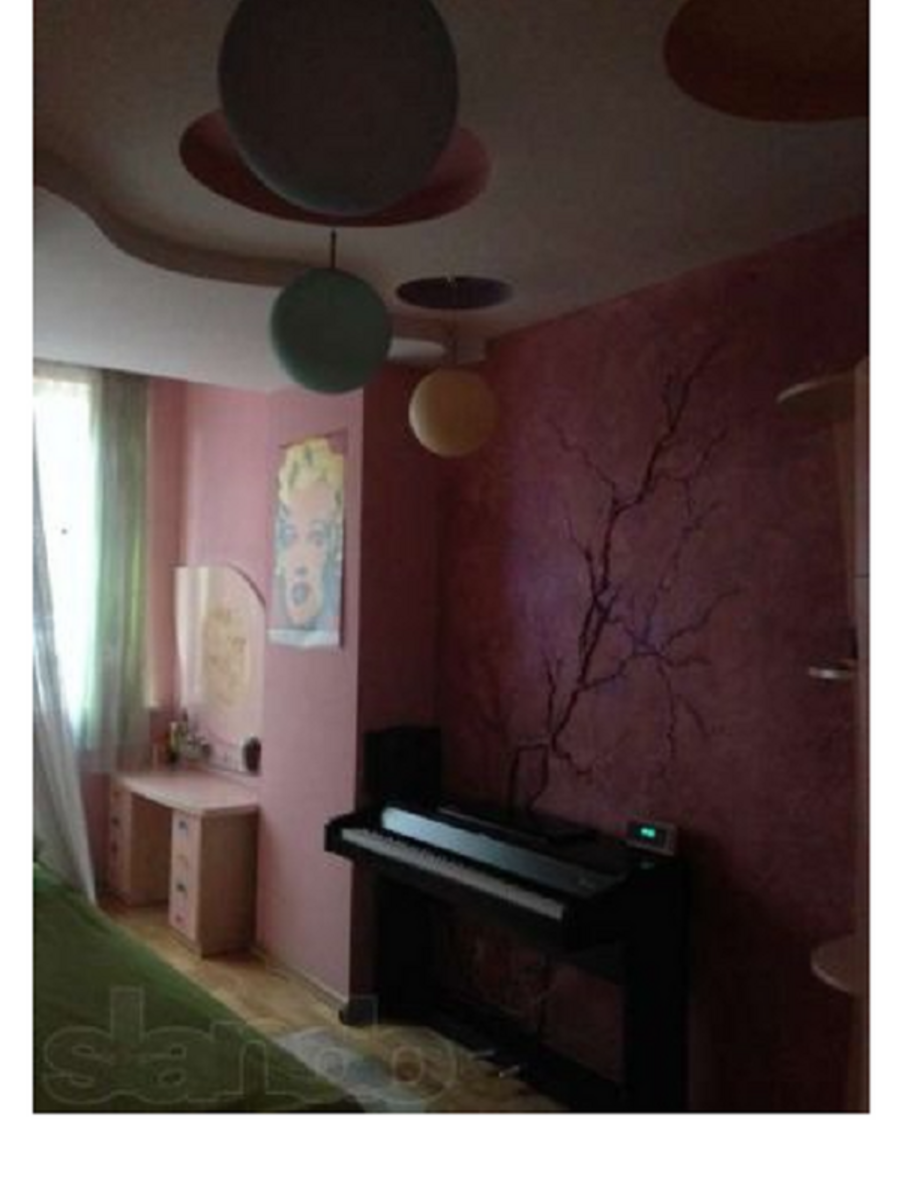 3-х комнатная двухуровневая на Пироговской.