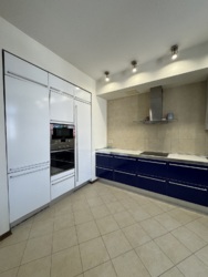 Трикімнатна квартира на 6ст. Великого Фонтану