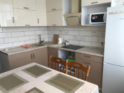 3-кімнатна квартира в 34 Перлині, в будинку генератор