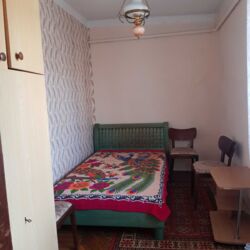 3-кімнатна квартира в історичному центрі Одеси, в районі Соборної площі на вулиці Ніжинській.