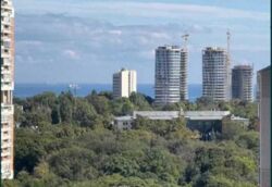 3-кімнатна квартира в Приморському районі на вулиці Маршала Говорова