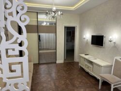 Трикімнатна квартира на проспекті Шевченка