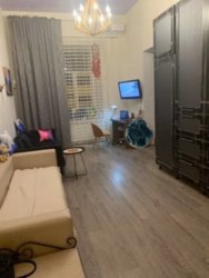 2 кімнатна квартира в центрі на Військовому узвізі