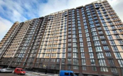 1 кімнатна квартира в новобудові біля центра міста.
