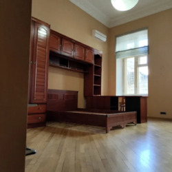 4-кімнатна квартира в пров.Театральний з видом на Оперний театр
