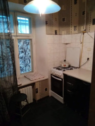 1 кімнатна квартира в центрі міста.