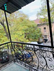 3-кімнатна дворівнева квартира у центрі міста