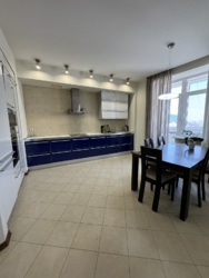 Трикімнатна квартира на 6ст. Великого Фонтану