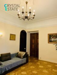 3-кімнатна дворівнева квартира у центрі міста