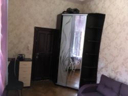 5-кімнатна квартира на вулиці Базарна