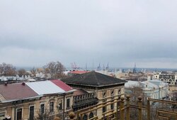 2-рівневий пентхаус у новому будинку від Гефесту в історичному центрі міста