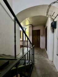 2-кімнатна квартира на вул.Грецька