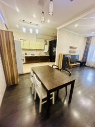 2-кімнатна квартира на вул.Грецька