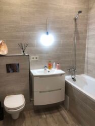 2-кімнатна квартира в 32 Перлині на Каманіна