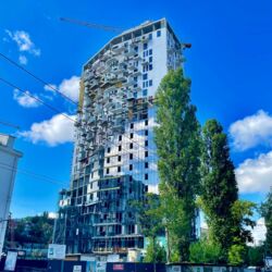 Однокімнатна квартира-студія в центрі міста