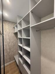 Однокімнатна квартира з ремонтом на Краснова