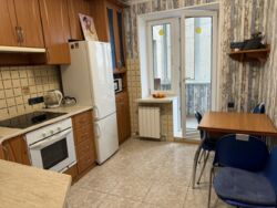 2 кімнатна квартира в Приморському районі.