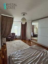 Трикімнатна квартира біля Парку Перемоги в ЖК Кукуруза