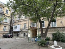 4-кімнатна квартира на ву.Коблевська