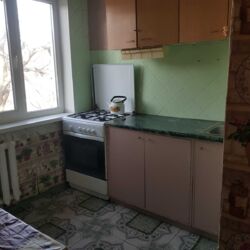 3-кімнатна квартира в історичному центрі Одеси, в районі Соборної площі на вулиці Ніжинській.