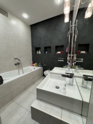 Трикімнатна квартира на 6ст. Великого Фонтану