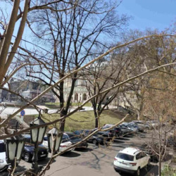 4-кімнатна квартира в пров.Театральний з видом на Оперний театр