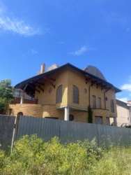 Будинок в Санжейці