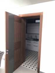 Котедж на вулиці Успенській у закритому комплексі Велмакс біля Парку Шевченка