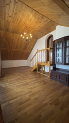 4-поверховий будинок у Совіньйоні