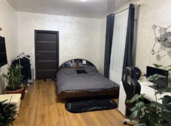 Будинок на 2 станції Великого Фонтану/ вулиця Слєпньова