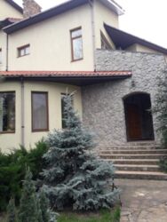 Будинок на 12 станції Фонтану в закритому кооперативі