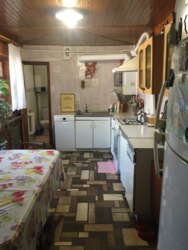 Двоповерховий капітальний будинок на вулиці Сосюри