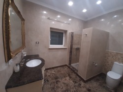 Особняк в пішій доступності до моря