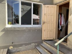 Будинок на Костанді, 3.2 сотки землі