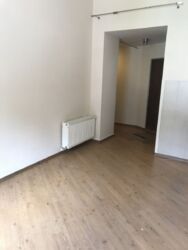 Фасадне приміщення в центрі міста, вул.Базарна.