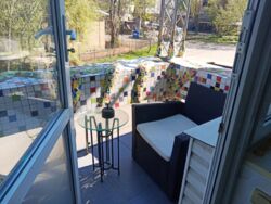 Офісно-складський комплекс в центрі міста з огородженою територією , виробнича лінія входить в вартіcть