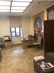 4 поверховий будинок на вулиці Маразліївська.