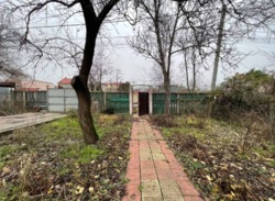 Фасадна ділянка на 9 ст.Фонтана, пров. Красних Зорь